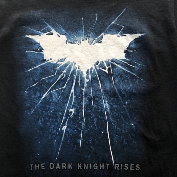 Batman Dark Knight Rises Graphic Print T-shirt S - Picture 2 of 6